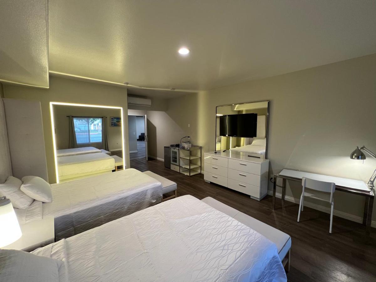 Aspire Inn & Suites Ориндж Екстериор снимка