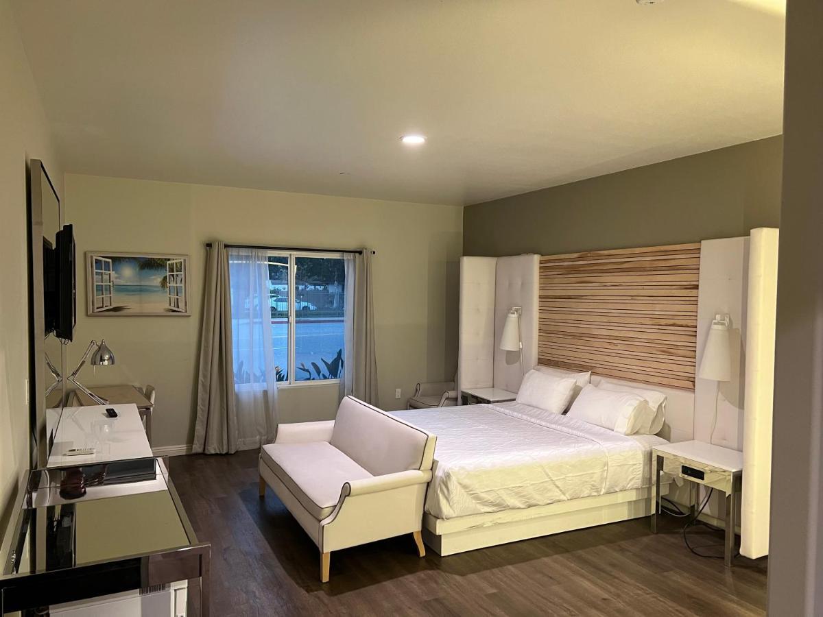 Aspire Inn & Suites Ориндж Екстериор снимка